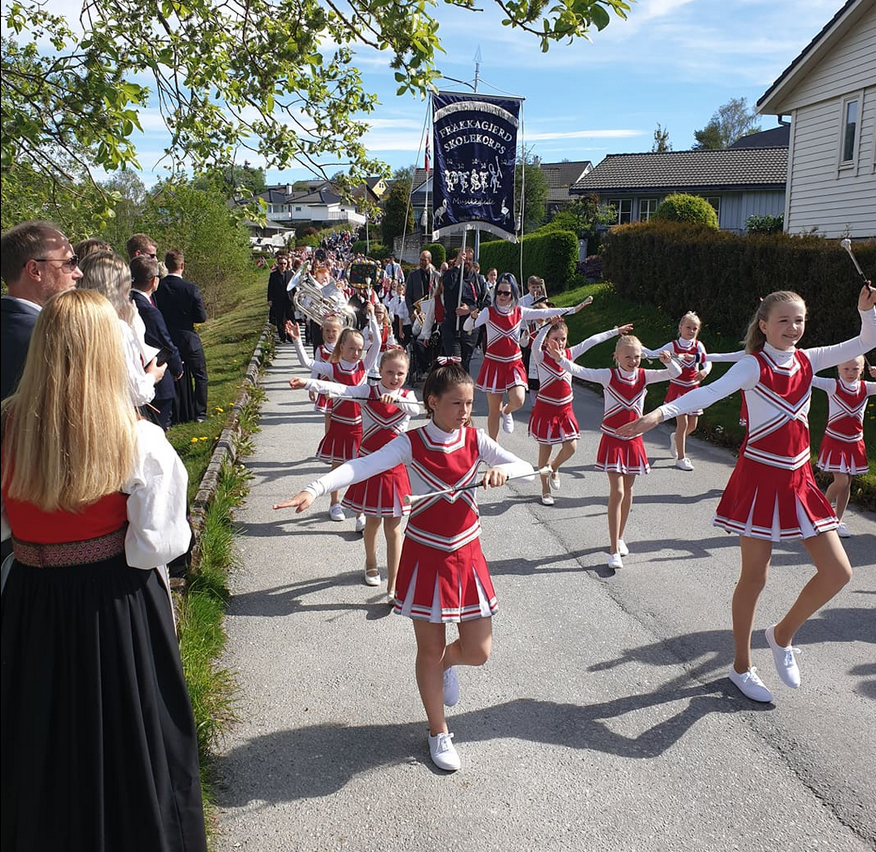 Skjermbilde 2019-05-17 kl. 19.49.17