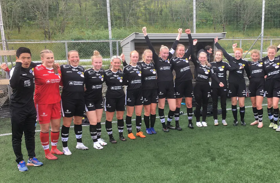 Tysværdamene 2 vant i dag 5-0 over Bremnes. Foto: Asbjørn Bakken