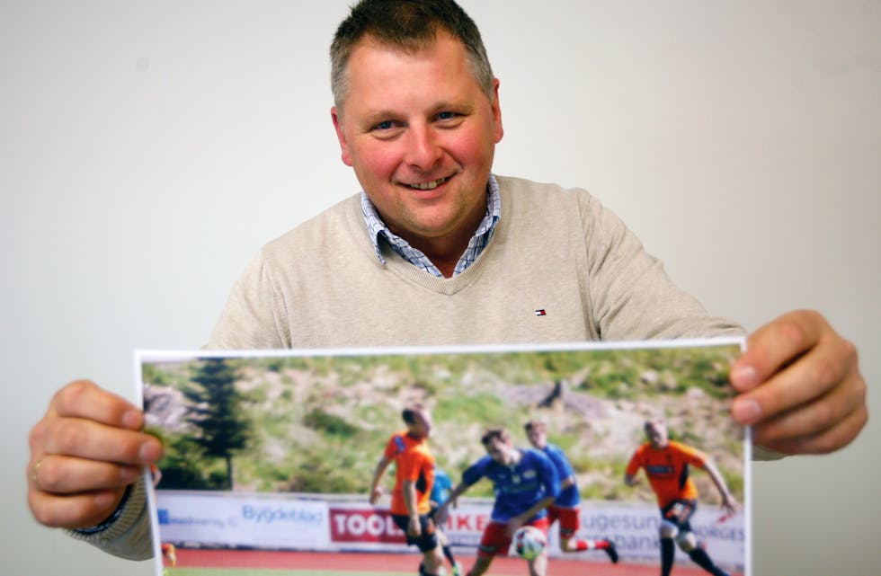 Thor Håkon Sternhoff var skuffa då Kopervik slo Stegaberg 10-0, men hadde kryssa B på kupongen. Den kupongen sendte han til England.
Foto: Alf-Einar Kvalavåg