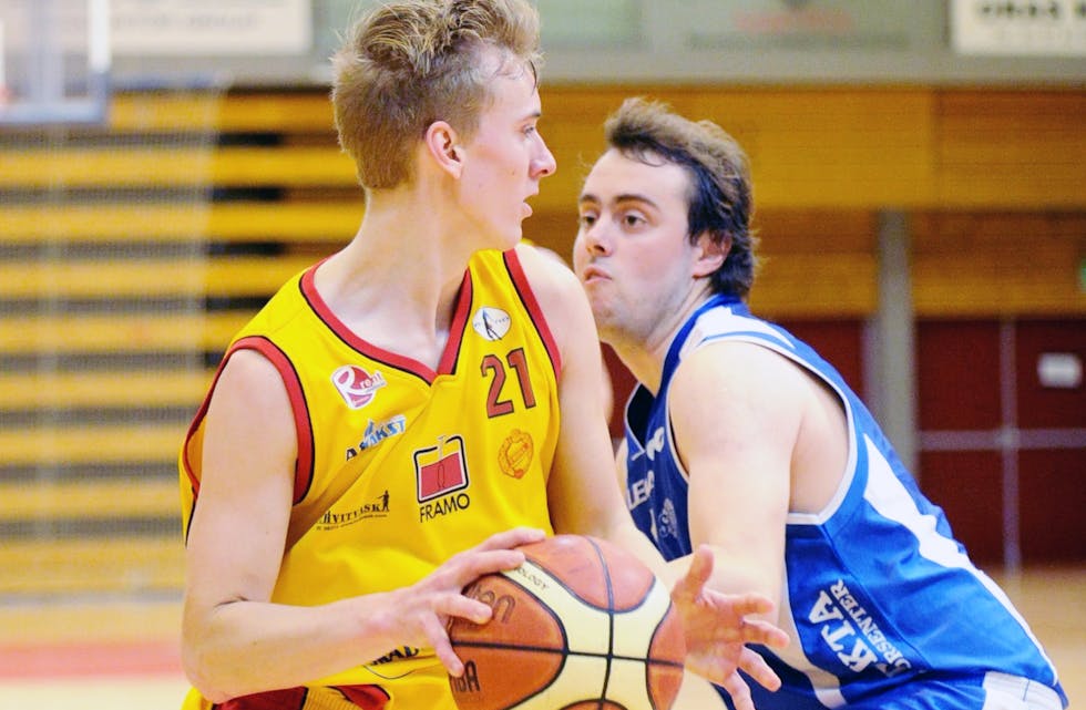 Espen Markhus ser fram til å spele i Sysco Arena. Å komme «heim» med eit knippe av landets beste spelarar er noko han har gleda seg til lenge.
