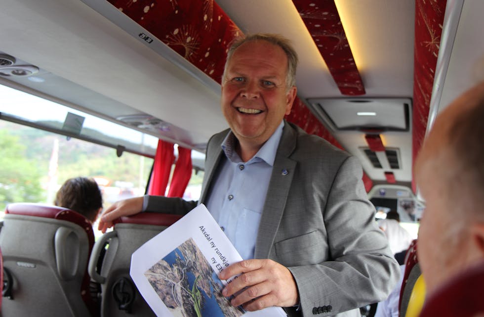Sigmund Lier blei med på busstur frå Helganes til Oslo onsdag denne veka for å sjå på E134. Foto: Ingvild R. Myklebust