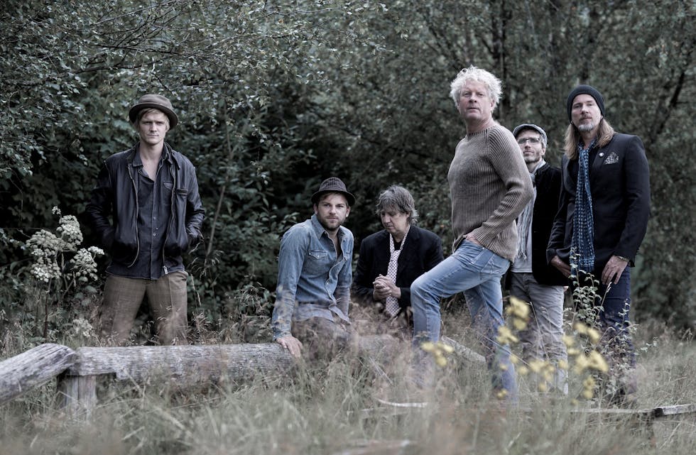 Bjørn Berge, Odin Staveland, Øyvind Staveland, Kjetil Dalland og Jan Ingvar Toft er Vamp anno 2015.
Foto: Haakon Nordvik