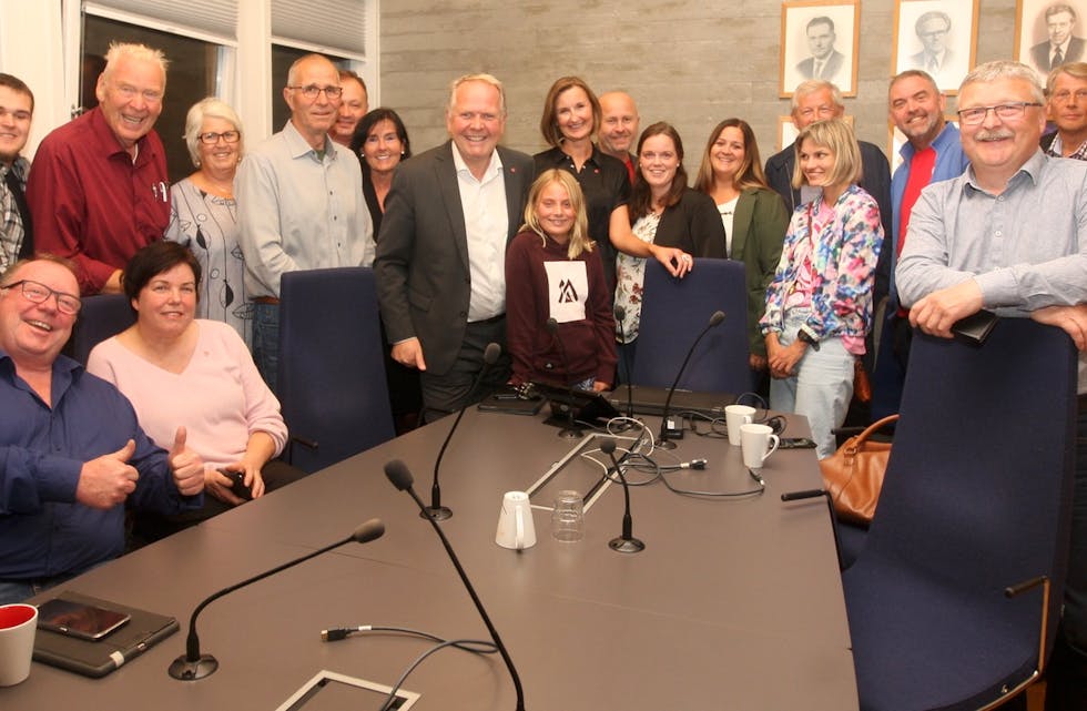 Pilene peker i litt feil retning for Arbeiderpartiet. Men med tall over 30 prosent er det grunn til jubel. Foto: Alf-Einar Kvalavåg