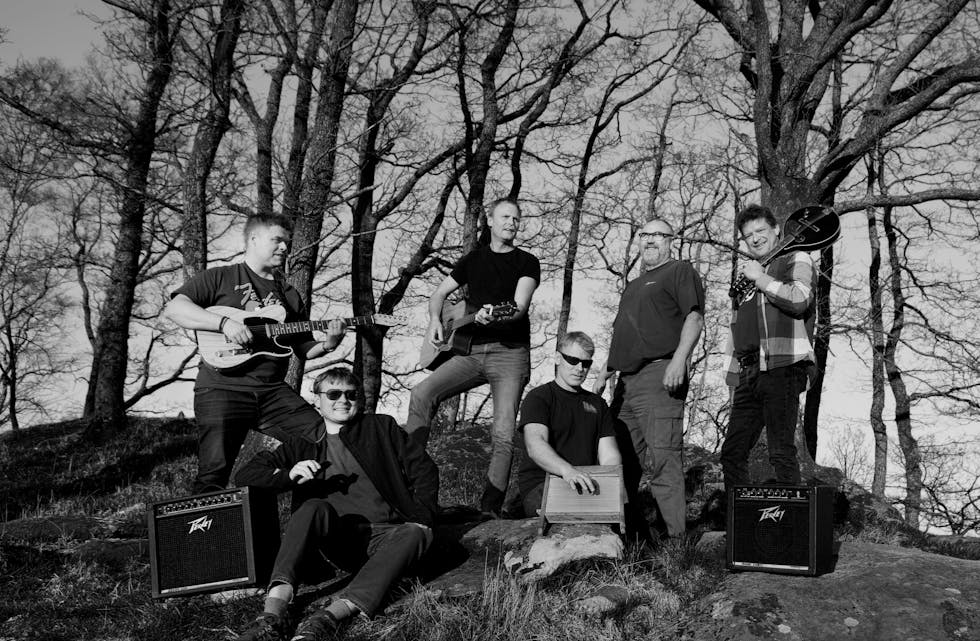 Fredag kjem bandet FemFemten og speler lunsjkonsert i Tysværtunet.