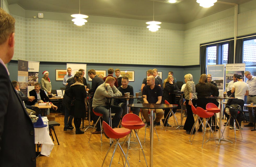 Ei god forsamling var innom Nygaardssalen for å drøse om kva Tysvær har å tilby. Foto: Ingvild R. Myklebust