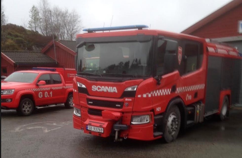 Ny brannbil på plass i Tysværvåg. Snart er oppgarderingen i Tysvær komplett. Foto: Ole Jonny Espevold