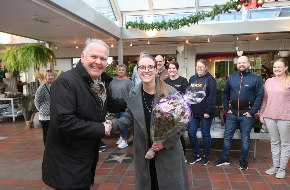 Det var stor glede å spore, både hos ordførar Sigmund Lier (Ap), seneterleiar Elisabeth Førland og dei tilsette i Aksdal senter då nyhenda om poletableringa kom i november i fjor. 
Foto: Mona Terjesen