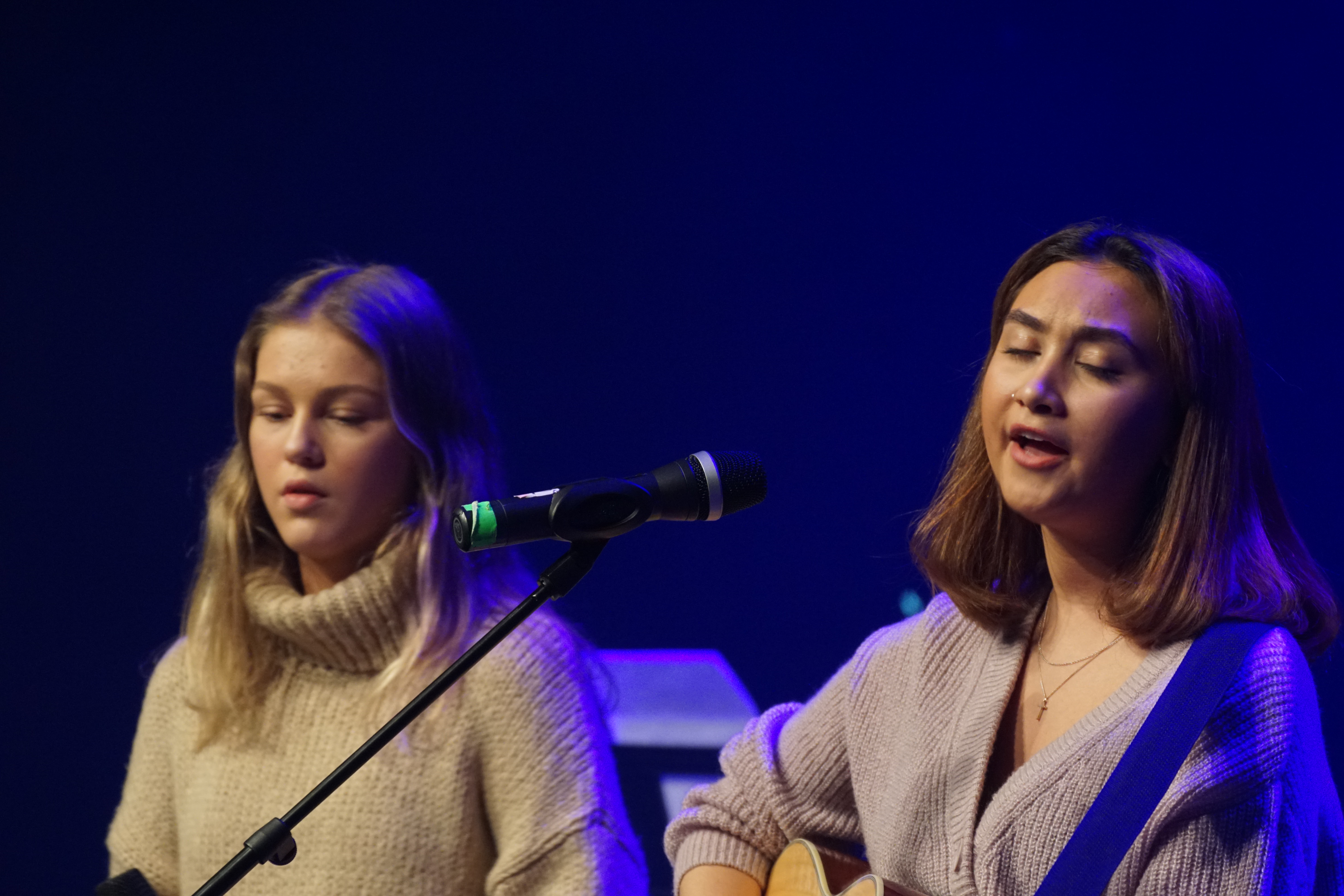 Jeanett Elise & Nesta