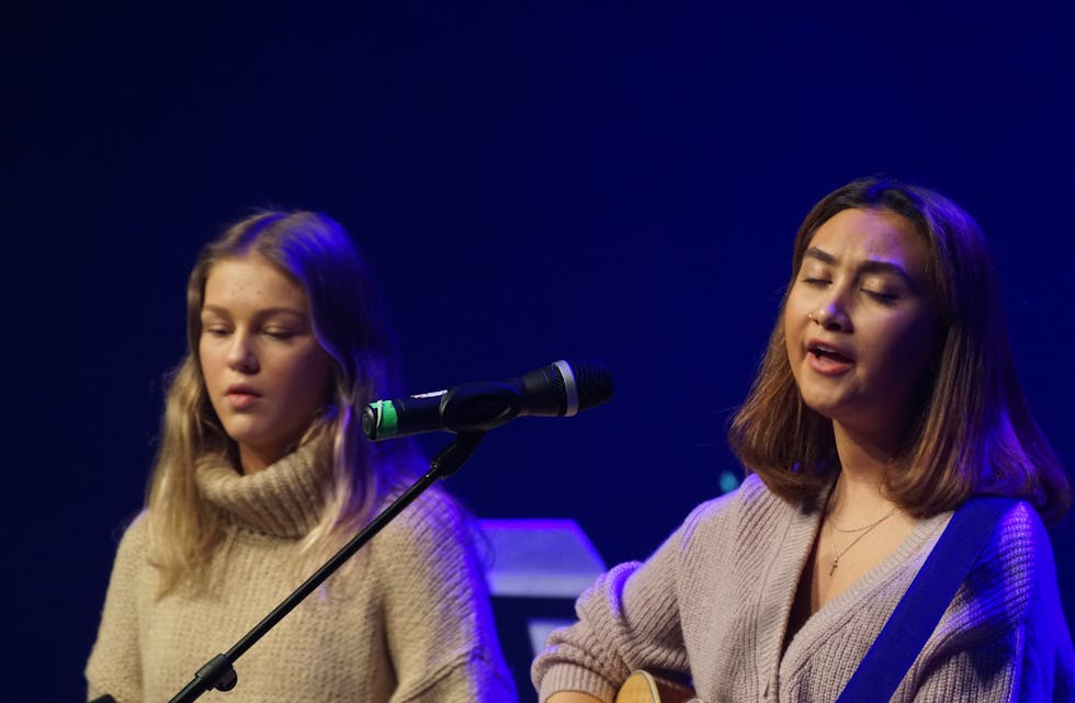 Jeanett Elise & Nesta