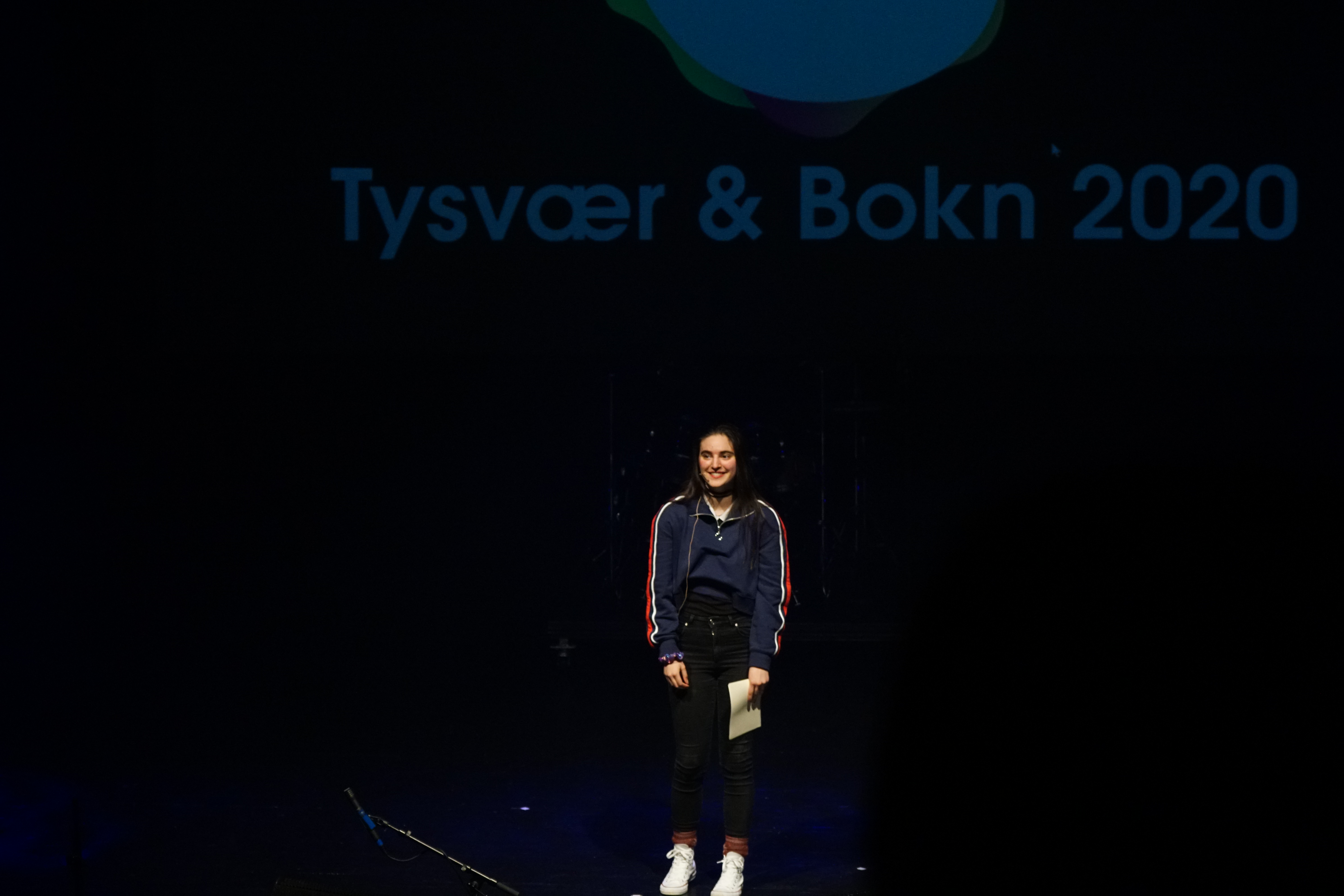 konferansier Mona Al-hilal