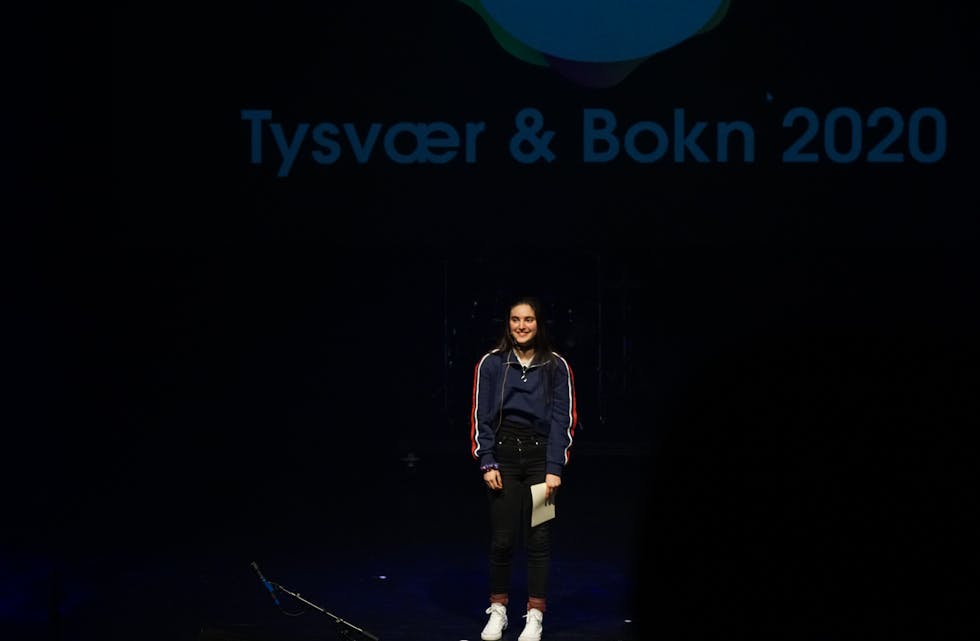 konferansier Mona Al-hilal