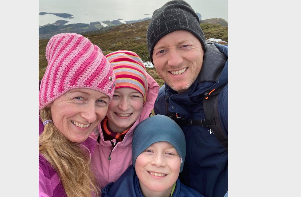 Heile familien på tur. Foto: Hilde Hansen