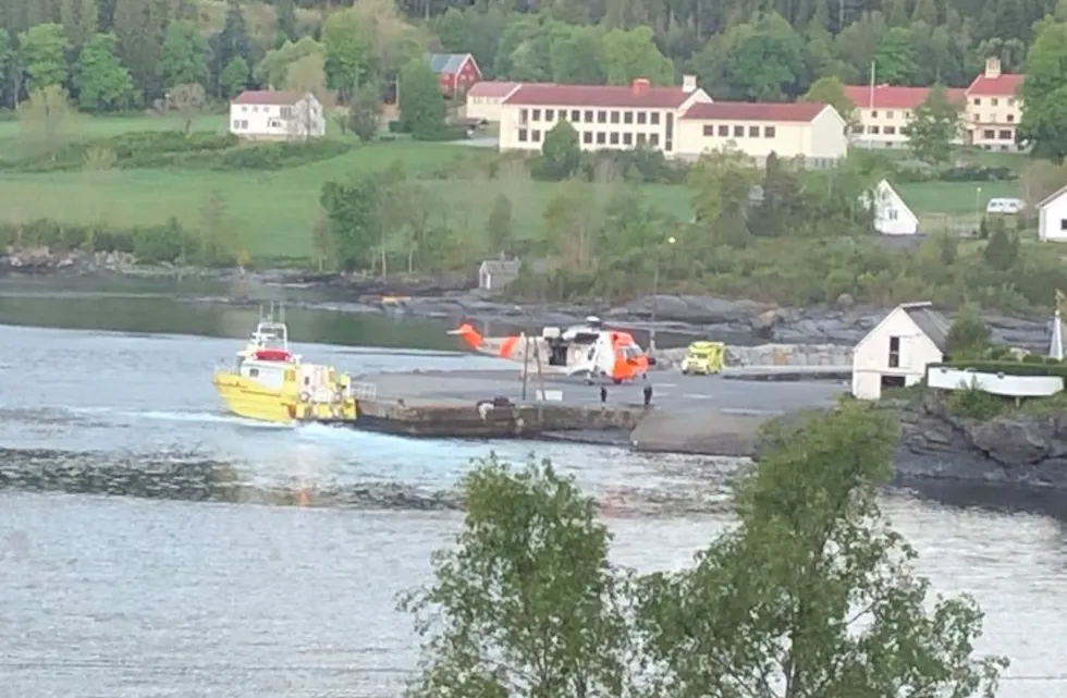 Naudetatane rykka ut til Hinderåvåg natt til laurdag.
Foto: Ingvild R. Myklebust
