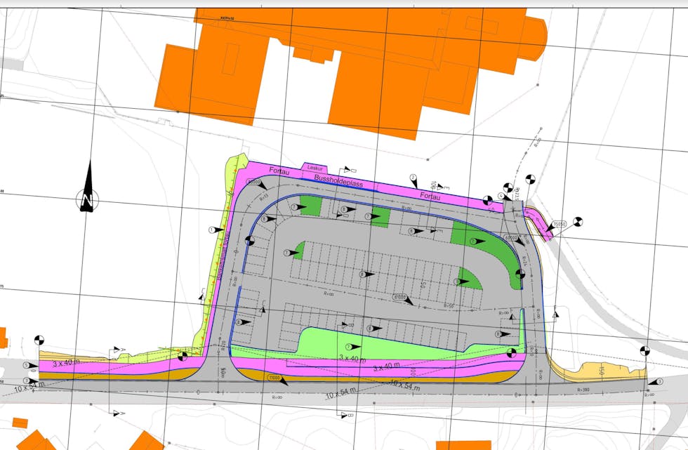 Slik blir det nye buss- og parkeringsområdet på Frakkagjerd. Ungdomskulen er markert i rødt/oransje. Stadion ligg til høgre på bilde.
Ill: Asplan Viak