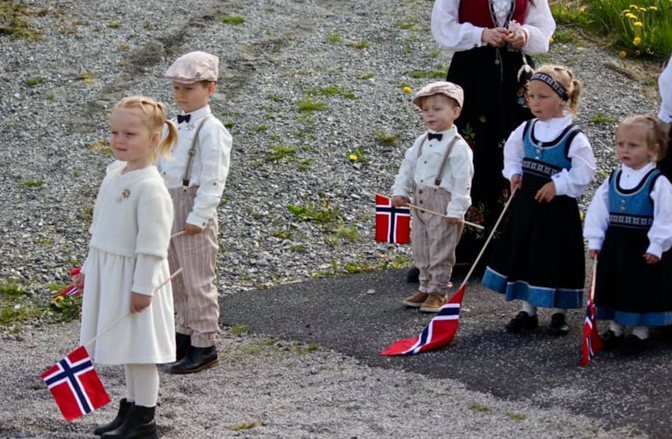 Det var stil over feiringen på Kallevik Sør. Foto: Anita Helgeland