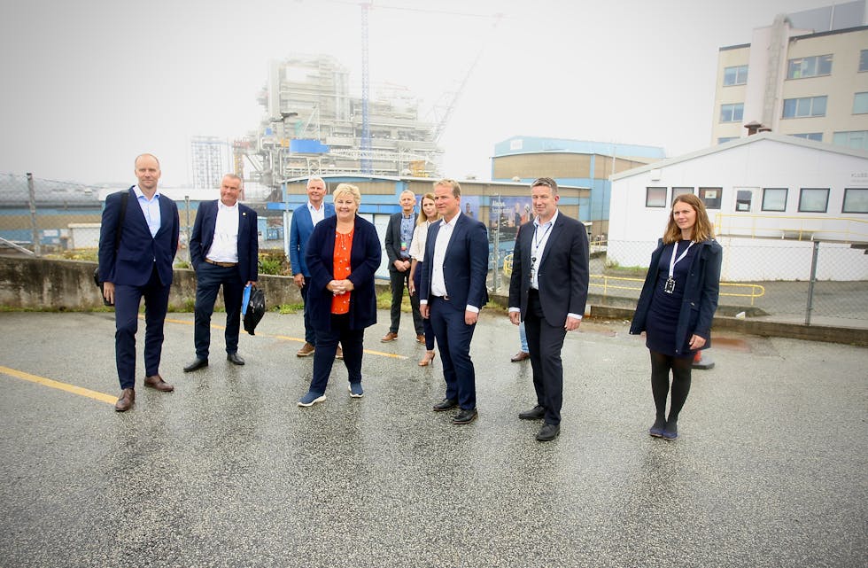 Johan Sverdrup plattformen viste muskler bak denne gjengen som møtte statsminister Erna Solberg i dag. Foto: Alf-Einar Kvalavåg
