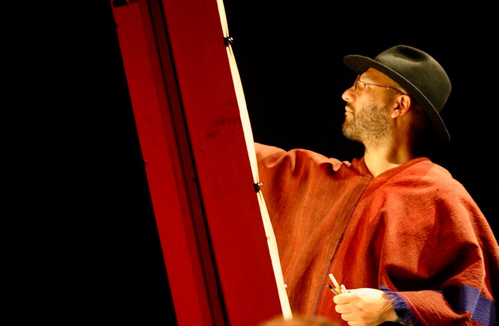 Axel Rios i aksjon i Tysværtunet under dagens lunsjkonsert. Foto: Alf-Einar Kvalavåg