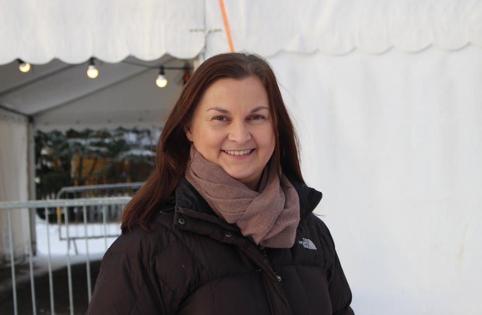 Vaksinekoordinator Tove Stølsvik oppfordrer personer over 65 år til å ta tredje dose av koronavaksinen.
Foto: Marit Tvedt