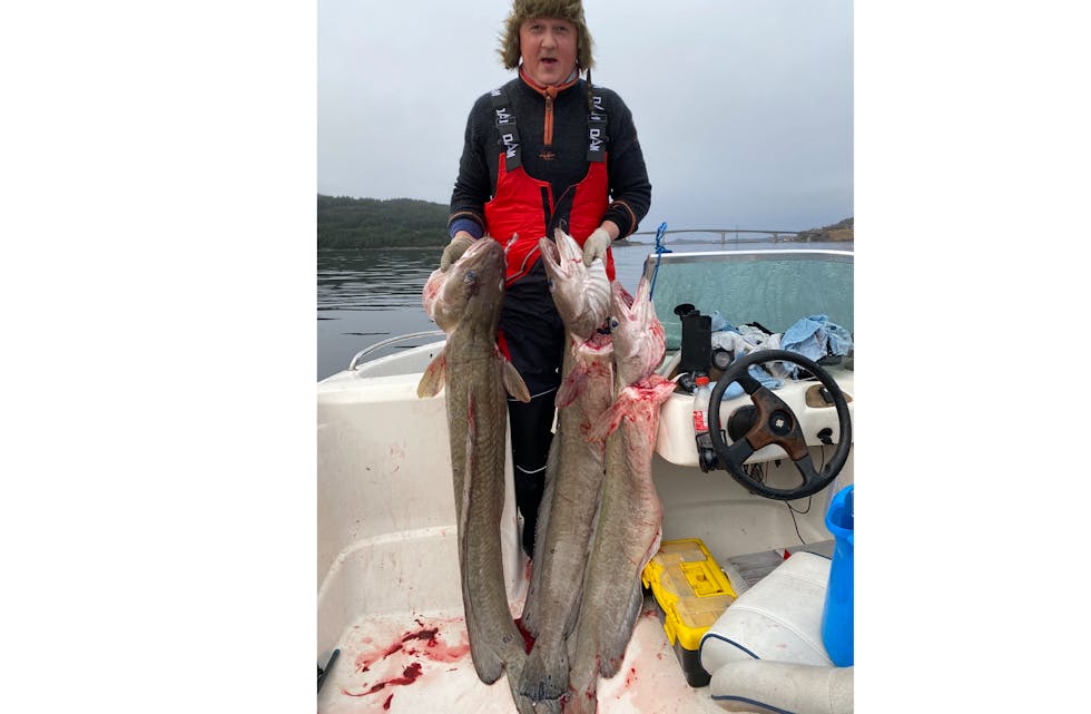 Knut Arne Halvorsen fikk tre langer på til sammen 51 kilo på stanga - samtidig.