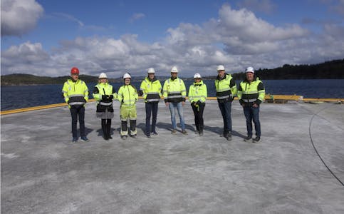 Stolt gjeng på befaring. Fra venstre: Terje Velde, Tiril Fjeld, Karoline Slåke, Magnus Velde, Lars Ulvenes, Eli Eiane Klyve, Jarle Haukås og Hans Arne Magnussen. 