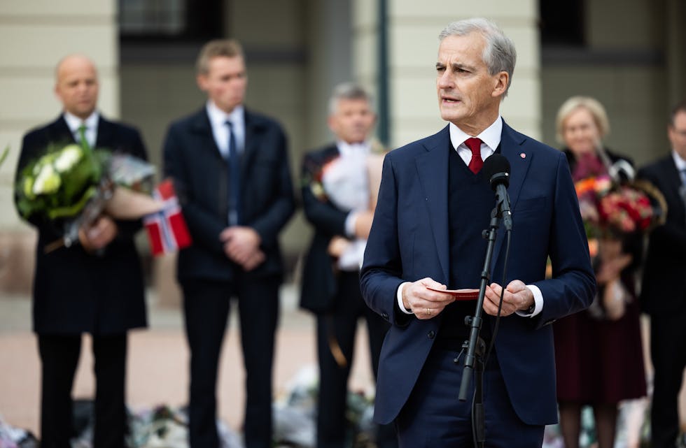 Regjeringa la i dag fram planar om ei storstilt satsing på havvind. Foto av statsminister Jonas Gahr Støre under presentasjon av ny regjering i 2021.