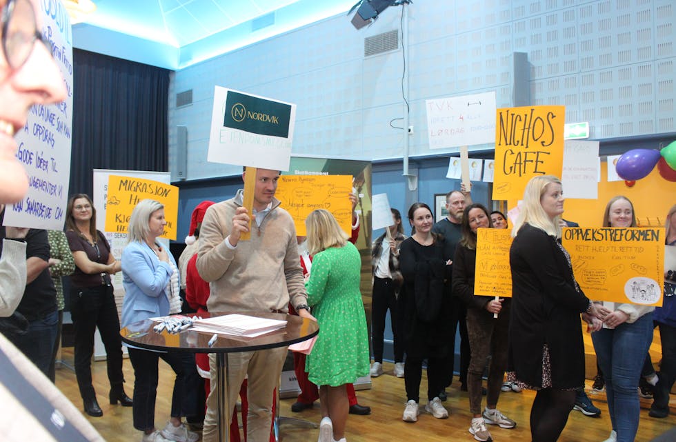 Det yrte av engasjerte mennesker i Tysværtunet denne kvelden. Alle hadde noe å hente og noe å gi.