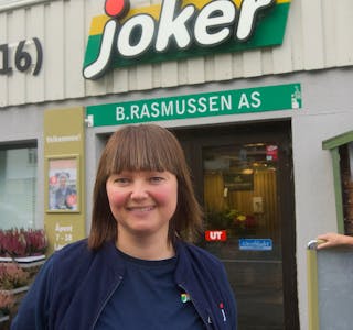 Gina Knutsen og Joker Rasmussen er blant de som nå får strømstøtte. Foto: Alf-Einar Kvalavåg