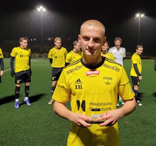 Simon Mala Kuijs er «Årets spiller» i Tysvær Bygdeblad 2022. Foto: Alf-Einar Kvalavåg