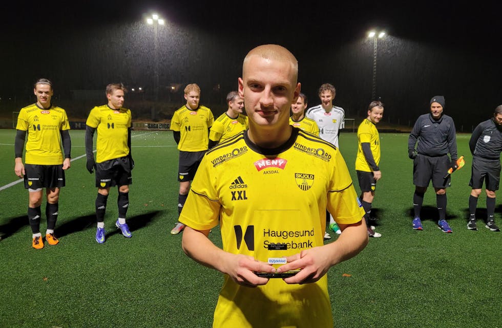 Simon Mala Kuijs er «Årets spiller» i Tysvær Bygdeblad 2022. Foto: Alf-Einar Kvalavåg
