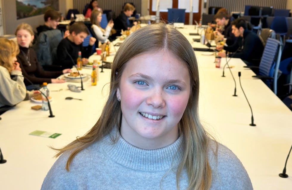 Emma Håland (17) fra Hundsnes i Tysvær kommune er for første gang med i ungdommens fylkesråd, og er den eneste representanten fra haugalandet.