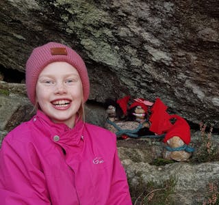 Leah Emilie og farmor ønsker alle en riktig god jul, og god tur til Helgelandsfjellet 