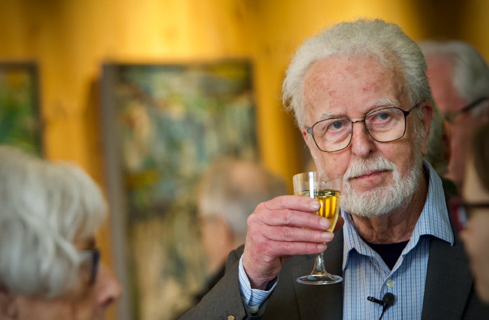 Åpningen av utstillingen ble en festdag for 85- år gamle Olav Nygaard.