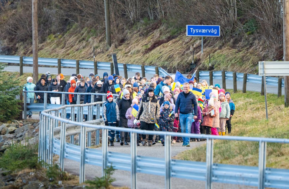 Fredsmarsj i Tysværvåg. Foto: Kristian Jørgensen