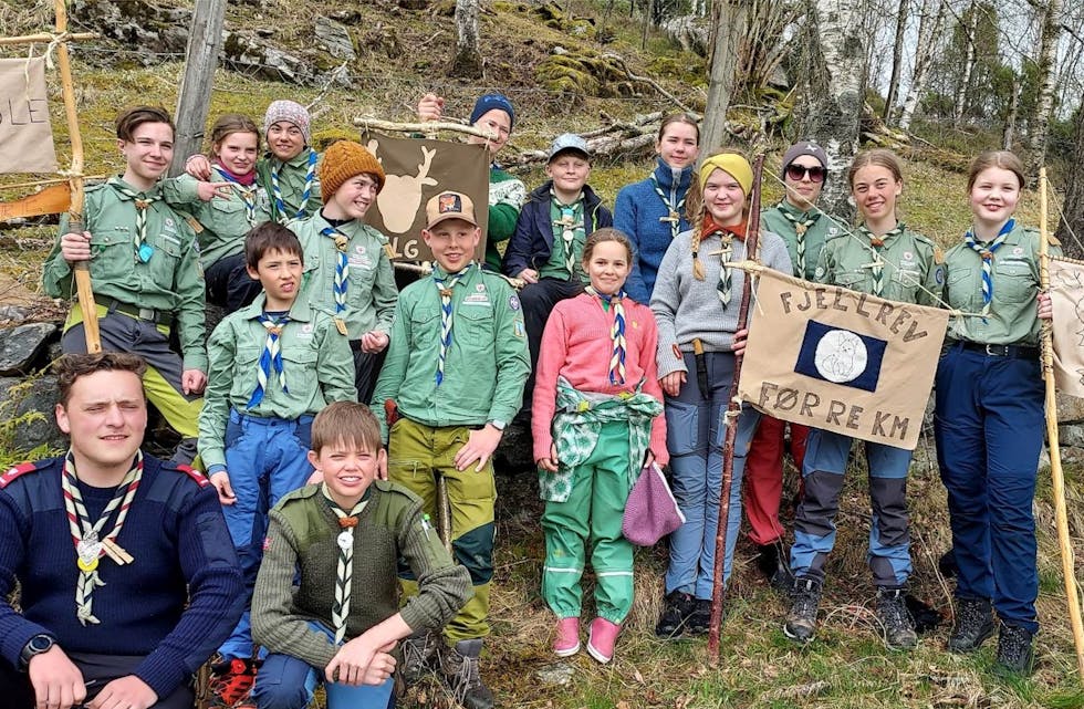 Denne gjengen vil til NM i Levanger. Men da trenger de en sponsor og to.
Foto: Førre-speiderne