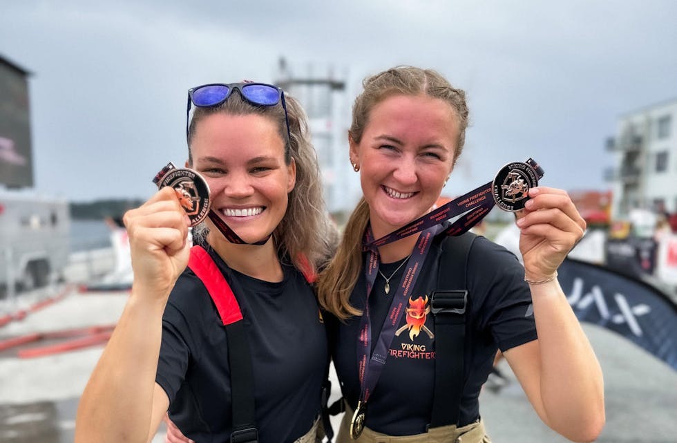 Maya Aspegaard fra Tromsø Brann og redning og Maria Louise Brynjelsen var strålende fornøyde med bronse i tandem.