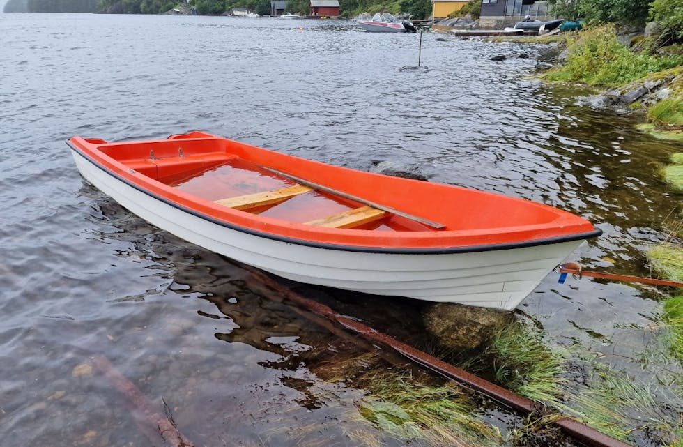 Politiet har tatt hånd om denne båten i Straumen.