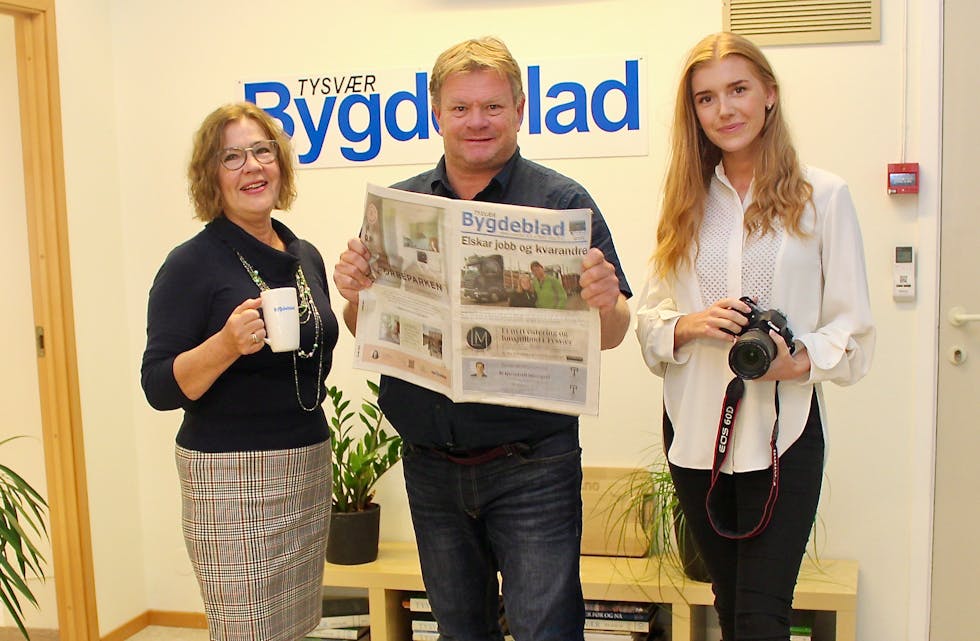 Redaksjonen i Tysvær Bygdeblad har lagt bak seg 336 svært så innholdsrike valgkampdager. Fra venstre: Marit Tvedt, Alf-Einar Kvalavåg og Ada Hirzel Sandvig.