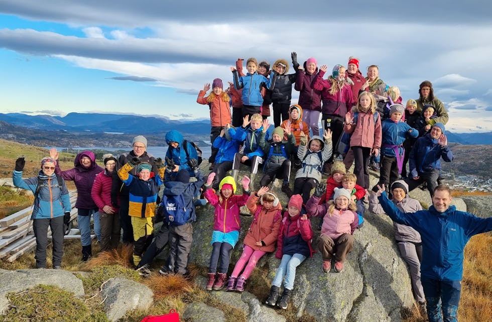 Denne gjengen nøt en fin dag på Alvanuten. Foto: Kirken i Tysvær