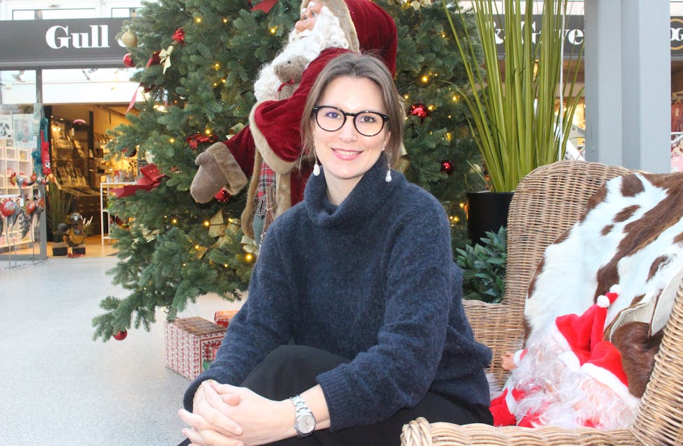 For kreftkoordinator Maria Revheim er det viktig å skape gode juleminner for seg og familien. – Det er viktig å ta vare på kvar augneblink, meiner ho. Foto: Marit Tvedt