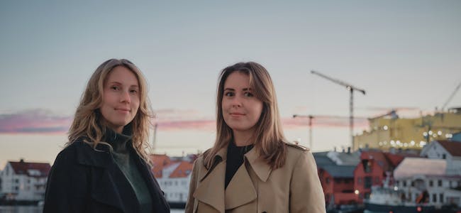 Karoline Sjøen Andersen og Sara Alvsaker utgjør en slagkraftig duo i konsulentselskapet Fremje.