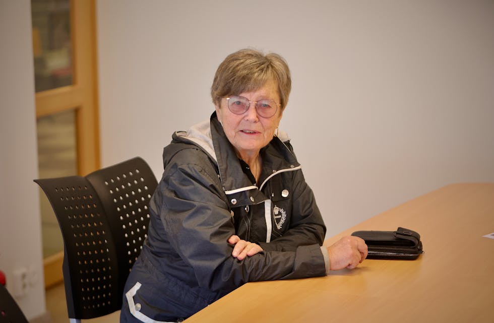 Tove Høgemark og Tysvær og Bokn LHL inviterer nå lag og foreiningar av alle slag til å søke om å få ein hjartestartar.
Foto: Alf-Einar Kvalavåg