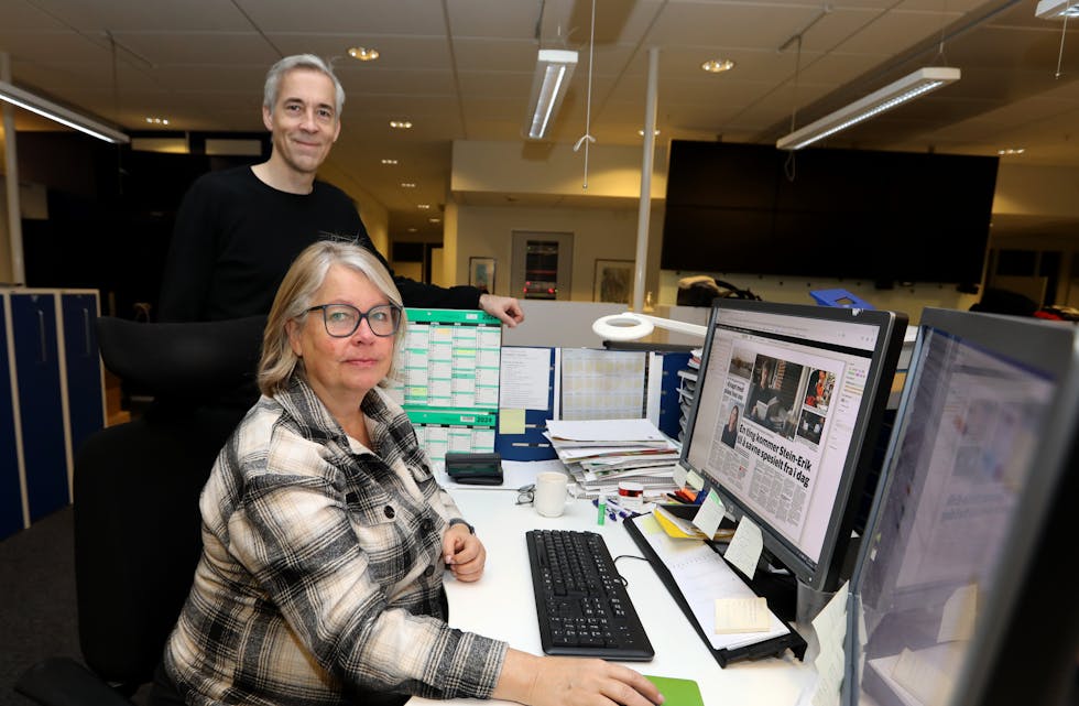 Redaktør Einar Tho og Lillian H. Sortland i Haugesunds Avis. Foto: Alfred Aase