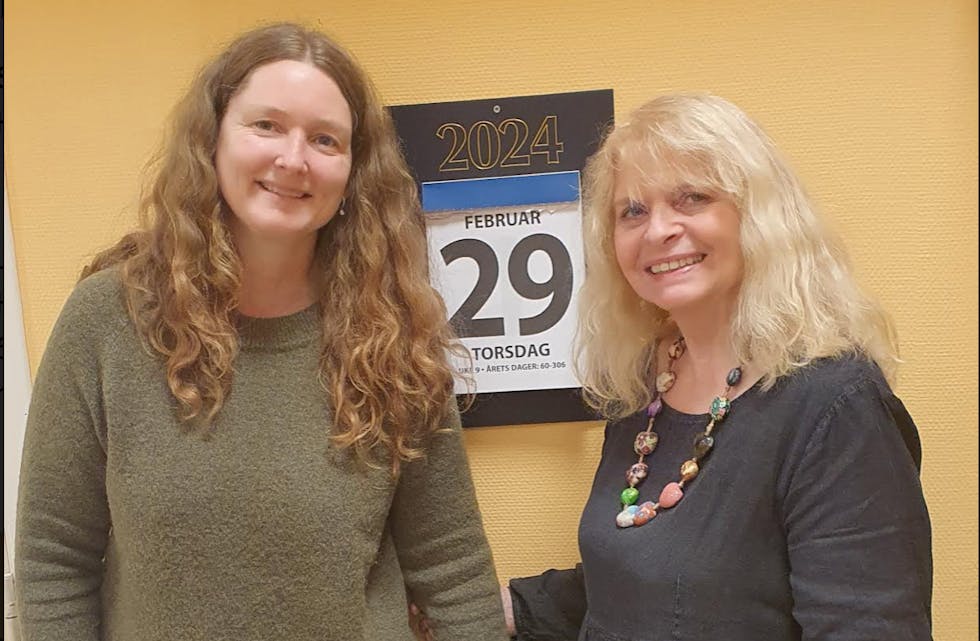 Tysvær mållag nytta skotårsdagen til å velja ny leiar. Audhild Frøyland (t.v) overtek for Synnøve Bredal Bjelland (t.h.)