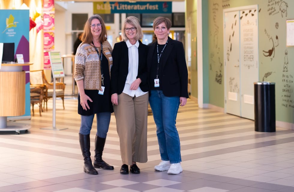 bLEST 2024 er historie og disse tre var tre av svært mange som jobbet i kulissene under festivalen. Fra venstre Bjørg Rørtveit, Marit Lothe og Lillian Rushfeldt.