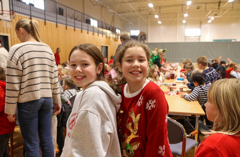 Vilde -Marie Sundfør og Julie Solheim i grøtkø.