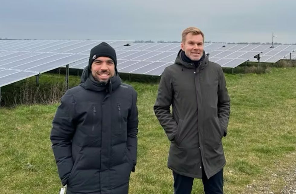 Konsernsjef i Haugaland Kraft Pablo Barrera (t.v.) og direktør i Endra Kristian Gautesen. FOTO: ENDRA