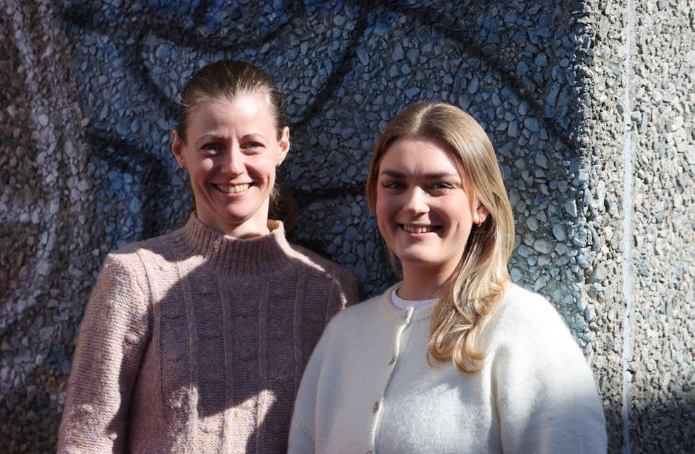 Anne Jonassen Johnsen SEKSJONSLEDER FYSIO, ERGO OG FRILUFTSLIV og Oda Rossebø Knutsen FYSIOTERAPEUT OG FALLKOORDINATOR. Foto: Alf-Einar Kvalavåg