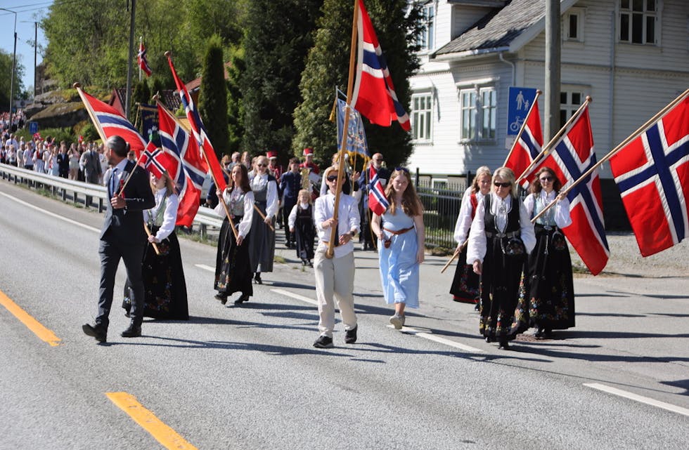Grinde har et langt og flott tog på 17. mai. Foto: Alf-Einar Kvalavåg