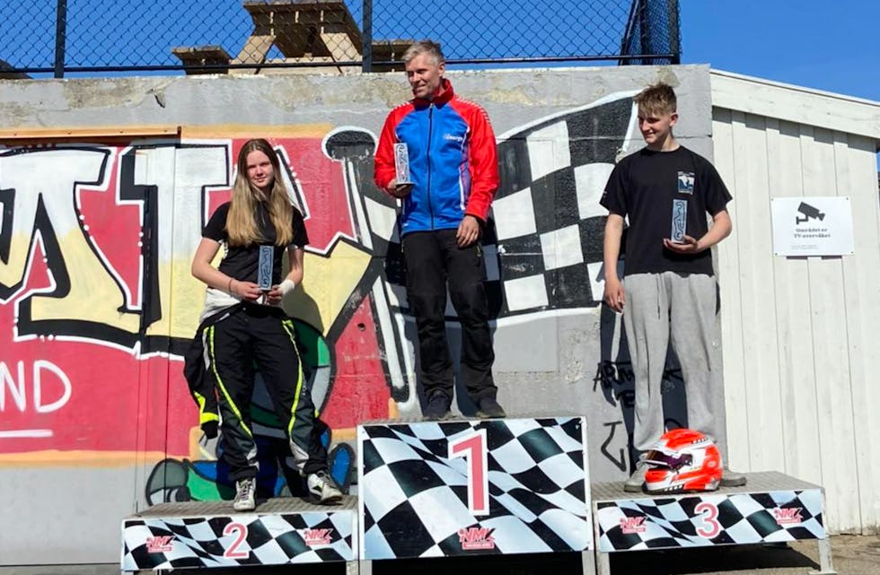 Melinda Tvedt (t.v.) ble nummer to under helgens løp. Foto: Tvedt Racing
