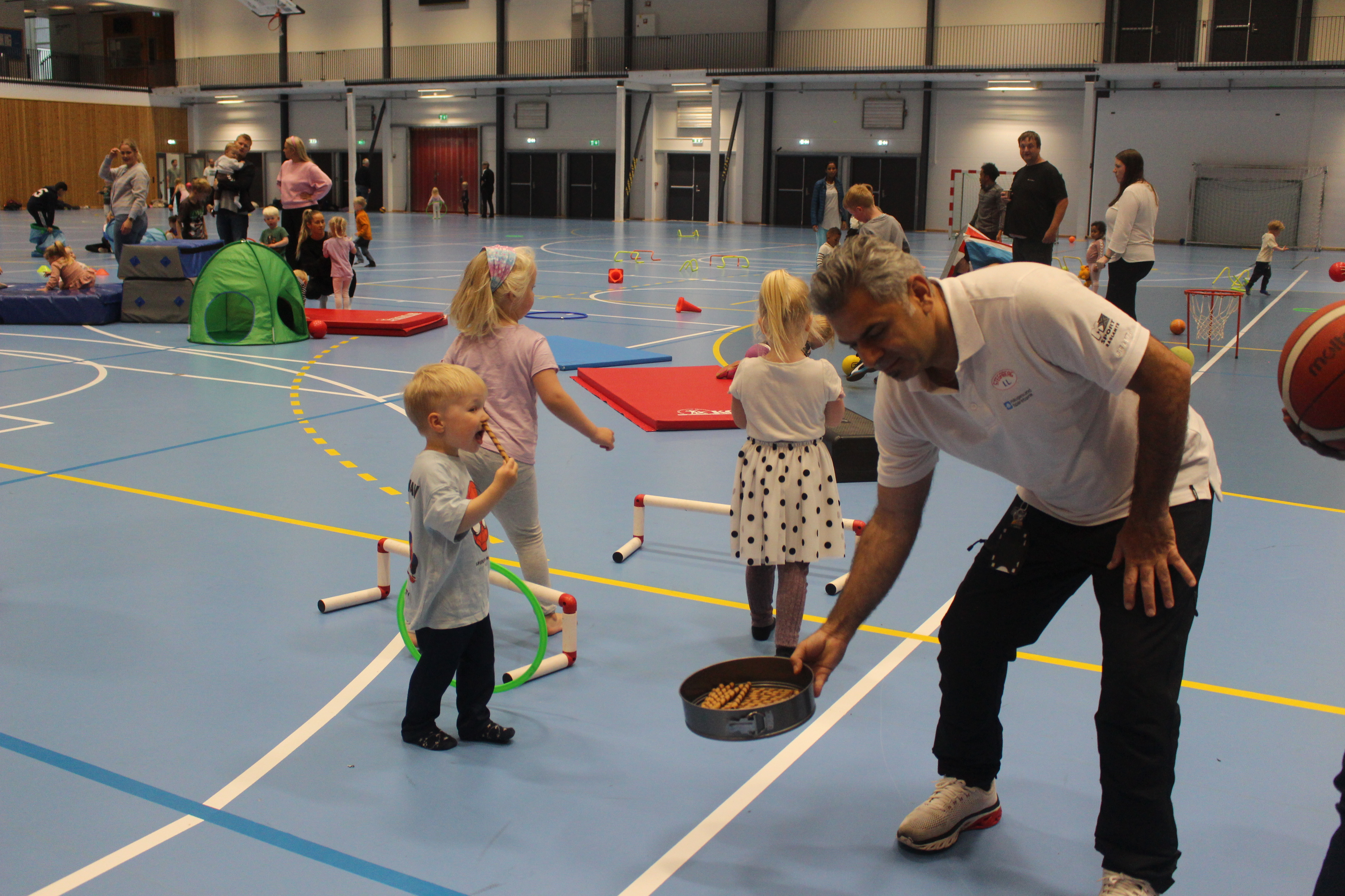 Amar frå Stegaberg IL såg til at alle hadde det fint.